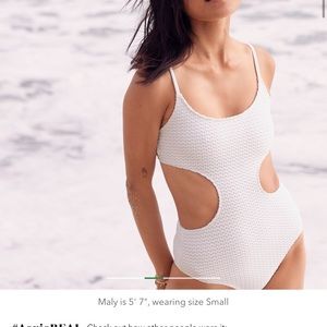 Aerie Textured Side Scoop One Piece Swimsuit